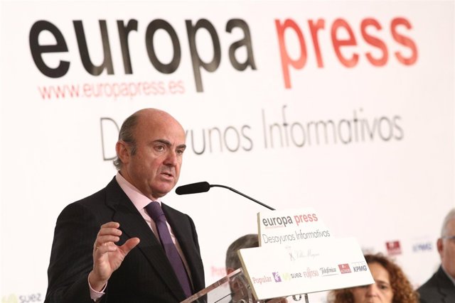 Luis de Guindos protagoniza un Desayuno Informativo de Europa Press