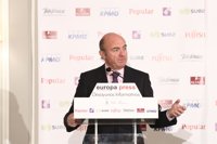 Guindos, sobre el FLA: "El Tesoro es una madre para las comunidades, los mercados una madrastra"