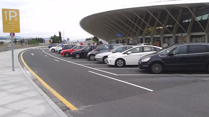Parking salidas aeropuerto de Bilbao