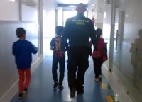 Detenida una mujer por agredir sus tres hijos menores de edad