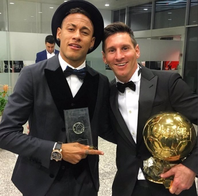 Leo Messi y Neymar tras la ceremonia del Balón de Oro