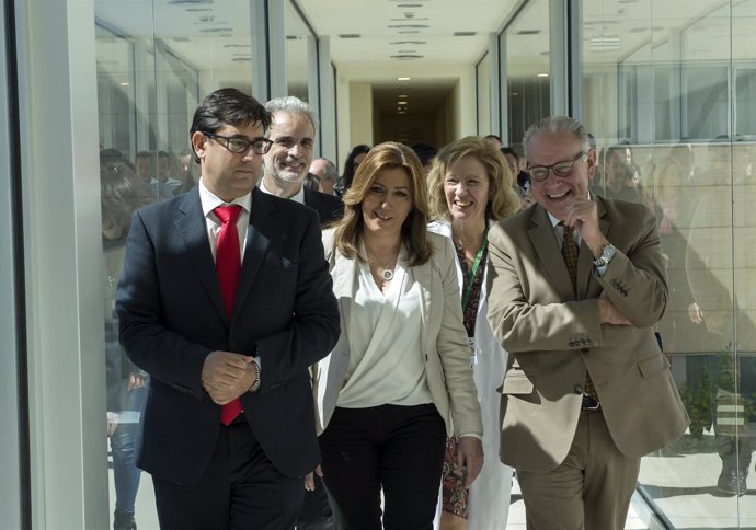 Susana Díaz visita el Hospital de Alta Resolución de Utrea 