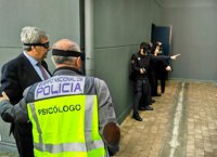 Policías locales de Cantabria entrenan tácticas y enfrentamiento armado