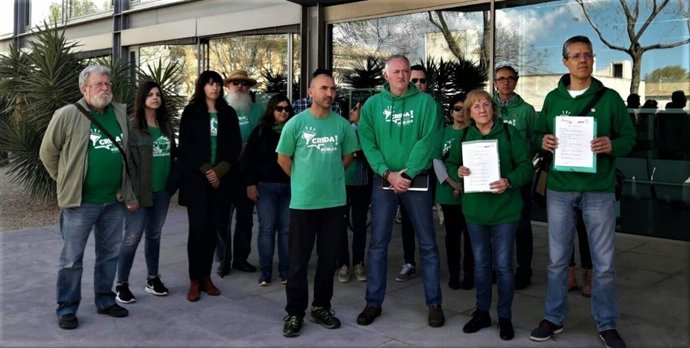 La Assemblea presenta sus denuncias