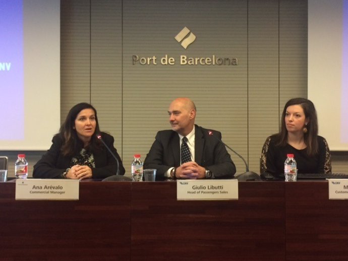 A.Arévalo, G.Libutti y M.Orsini, durante la presentación