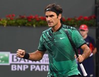 Federer supera el examen exigente de Bautista