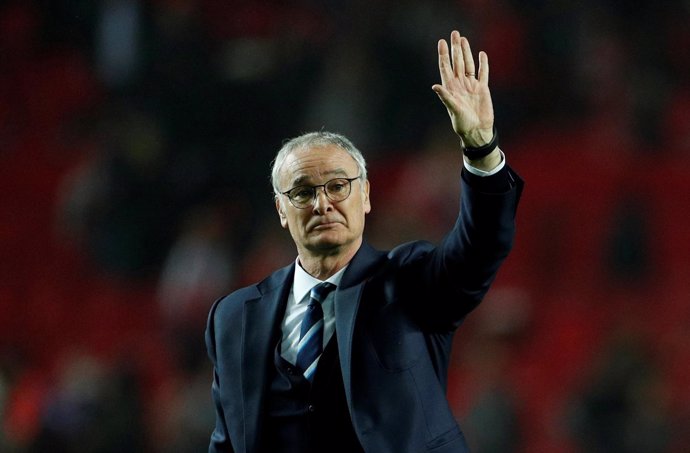  El Ya Ex Técnico Del Leicester City FC Claudio Ranieri