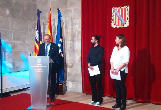 Tres miembros del Consultiu consideran que el decreto de catalán es inconstitucional