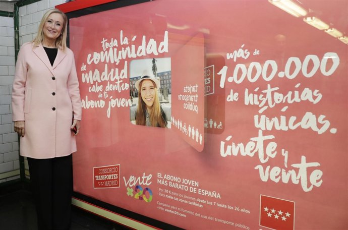 Cristina Cifuentes en Metro de Madrid
