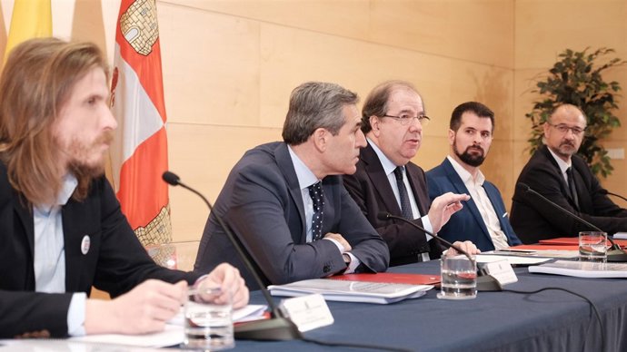 Valladolid. Herrera tras la firma del pacto