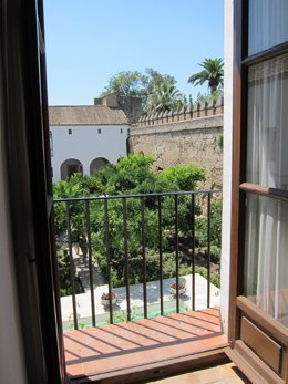 Uno de los patios del Alcázar