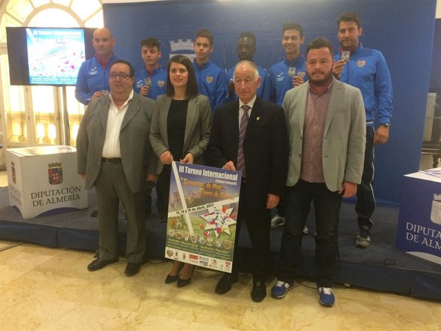 El Torneo Internacional de Fútbol de Roquetas de Mar reunirá a ocho clubes.