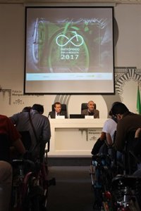 Unas jornadas debaten medidas para impulsar un "nuevo despegue" de la bici ante el estancamiento de su uso