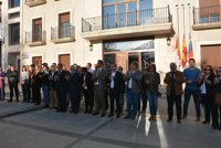 Autoridades y vecinos condenan los hechos de Campo de Criptana en un pleno extraordinario y con un minuto de silencio
