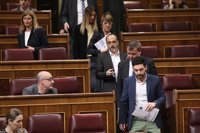 Diputados de PDeCAT abandonan hasta el miércoles su actividad en el Congreso en protesta por la expulsión de Homs