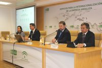 Una veintena de firmas de la construcción asisten a una jornada de la Junta sobre Suecia