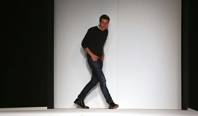 A model walks the runway/backstage/XXX attends the J.W. Anderson show during the