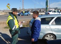 AUGC denuncia la "carencia de medios" de agentes de Tráfico para retirar los coches de conductores que den positivo