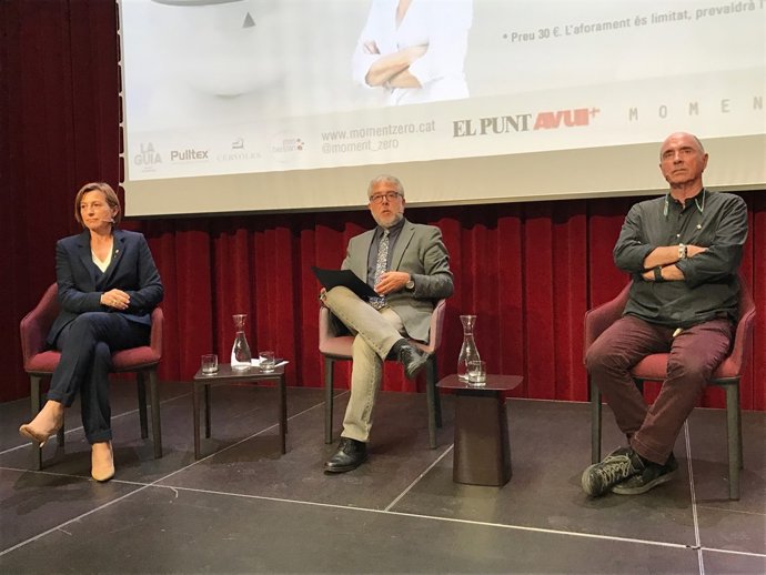 Carme Forcadell, X.Xirgu i Ll.Llach