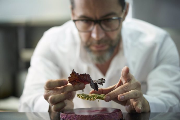 El chef Quique Dacosta cocina a cuatro manos con Andreas Caminada