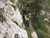 Rescatados dos montañeros del Desfiladero de la Hermida