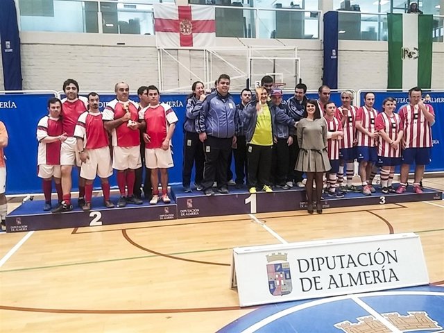 El Pabellón Moisés Ruiz ha acogido la última jornada de fútbol-sala adaptado.