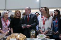 Inaugurada la Feria Dulces de Cuaresma y Bandas de Música de la Provincia en el patio de la Diputación de Sevilla
