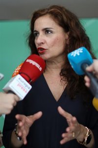 La Junta ve "decepcionante" los PGE 2017 y teme que el Gobierno no hará "ningún guiño" a Andalucía