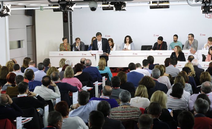 Javier Fernández habla ante el Comité Federal del PSOE