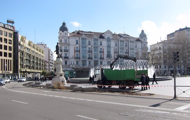 Trabajos en la Plaza Zorrilla de Valladolid