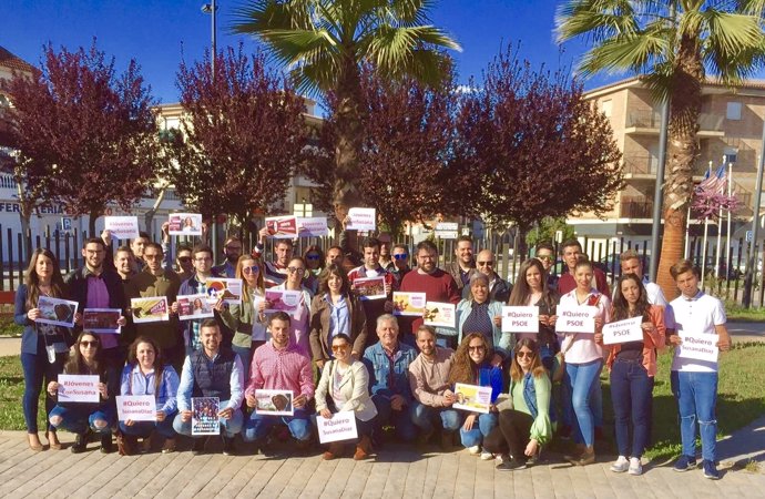 Grupo de apoyo de jóvenes granadinos a la candidatura de Susana Díaz