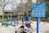 El Ayuntamiento de Madrid renueva 33 áreas de juegos infantiles de la ciudad