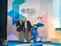 Arenas pide al PSOE que resuelva sus conflictos internos y apoye al PP en los PGE