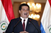 Cartes convoca un diálogo nacional para intentar poner fin a la crisis política en Paraguay