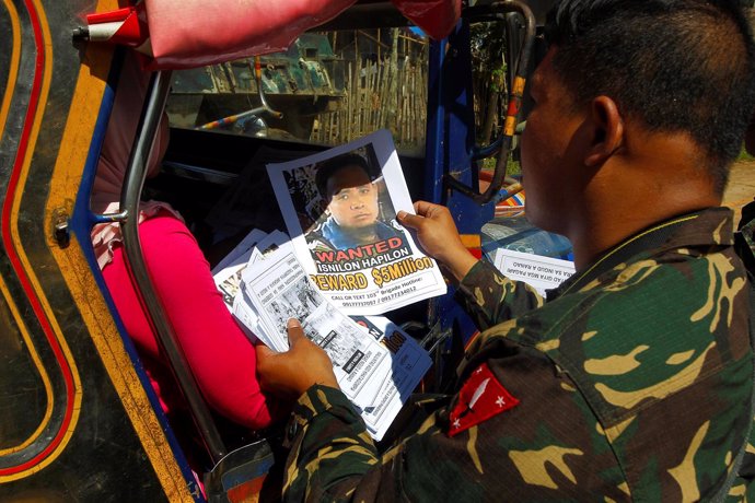 Fotografía del líder de Abú Sayyaf, Isnilon Hapilon