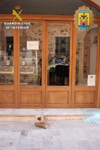 Tres detenidos por 16 robos en comercios del casco antiguo de Alcúdia