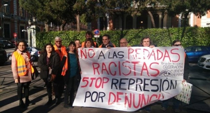 Protesta por redadas a inmigrantes