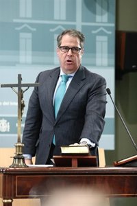 El PSOE exige al director de la DGT devolver las dietas con las que pagó el hotel: no debió cobrarlas