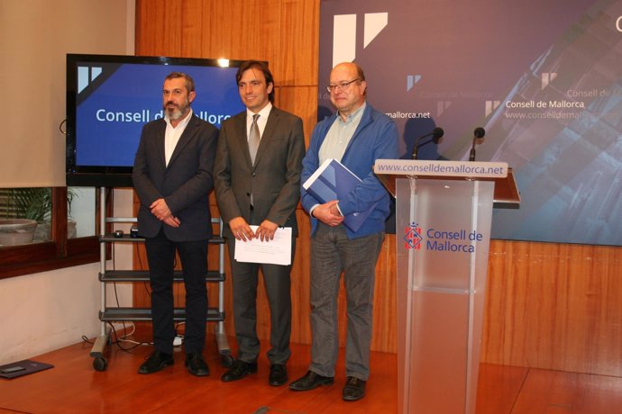 Miralles presenta el  Plan de Subvenciones de Cultura y Dinamización Lingüística