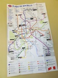 Metro lanza un nuevo plano ampliado y con textos más grandes para facilitar su lectura