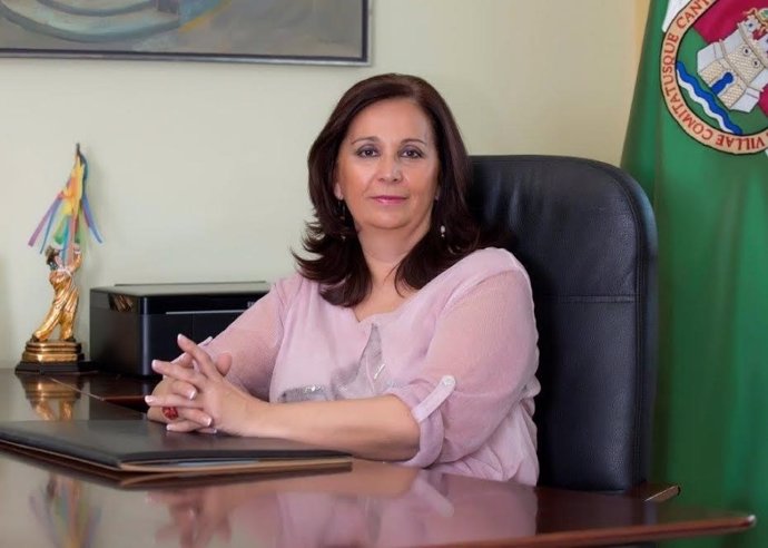 La alcaldesa de Cantillana.