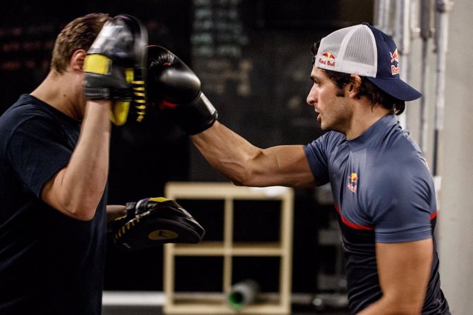 Carlos Sainz (Toro Rosso) entrenando