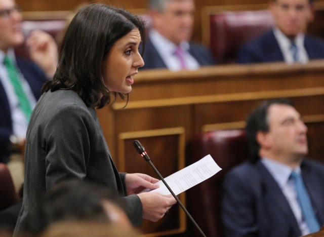 Irene Montero en la sesión de control al Gobierno en el Congreso