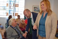 La Junta invierte en Málaga casi 14 millones de euros anuales para la atención diurna de personas con dependencia