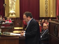 El Parlament pide al Gobierno consensuar con Baleares las inversiones de Aena