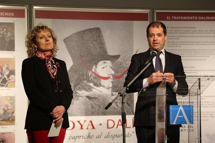 Díaz Tezanos en la inauguración de la muestra 