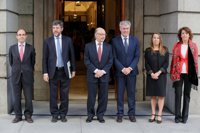 La Organización de Trasplantes mantiene su presupuesto, la Agencia de Seguridad Alimentaria lo reduce