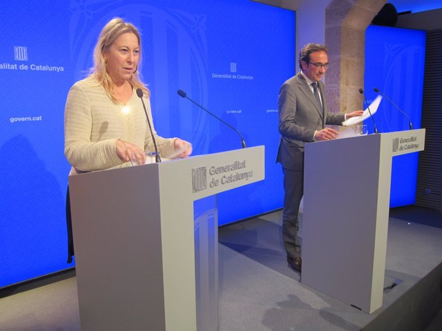 Los consellers Neus Munté y Josep Rull, en rueda de prensa del Consell Executiu