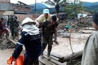 Elevan a 290 el balance de muertos tras las inundaciones de Mocoa (Colombia)
