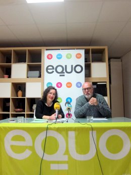 Marta Santos y Manuel Serrano, miembros de EQUO.                          